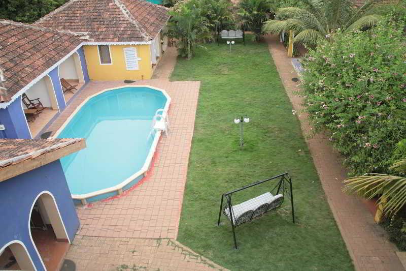 Baia Do Sol - Beach Boutique Baga Buitenkant foto
