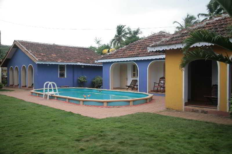 Baia Do Sol - Beach Boutique Baga Buitenkant foto