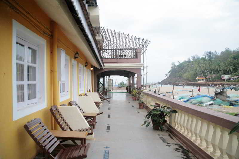 Baia Do Sol - Beach Boutique Baga Buitenkant foto